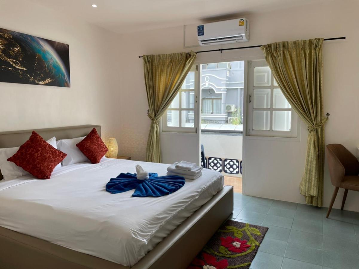 Inn Dulgence Patong 외부 사진