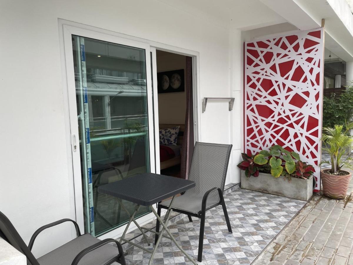 Inn Dulgence Patong 외부 사진